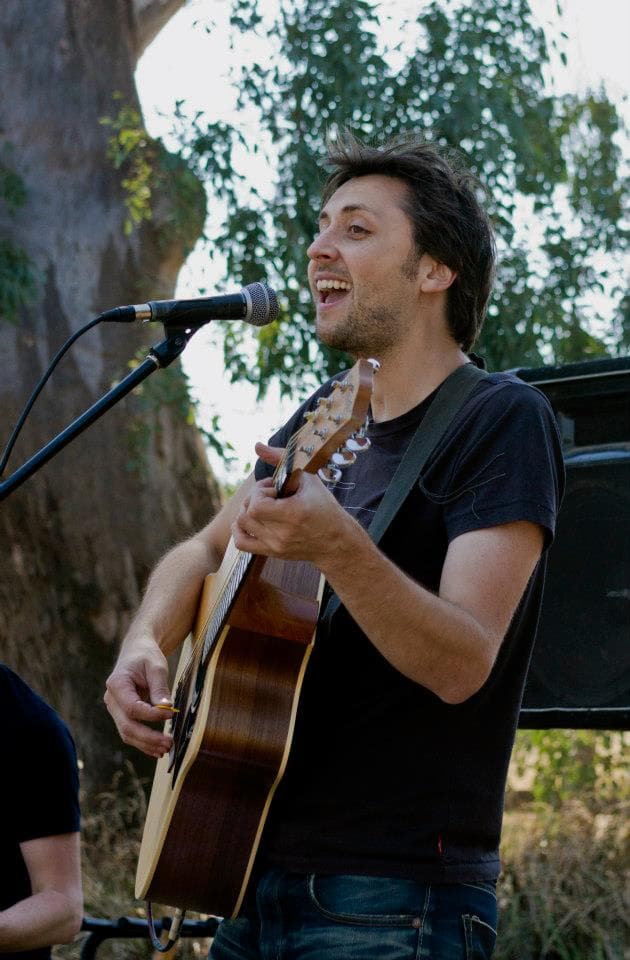 Ben Thomas — Vocals & Guitar